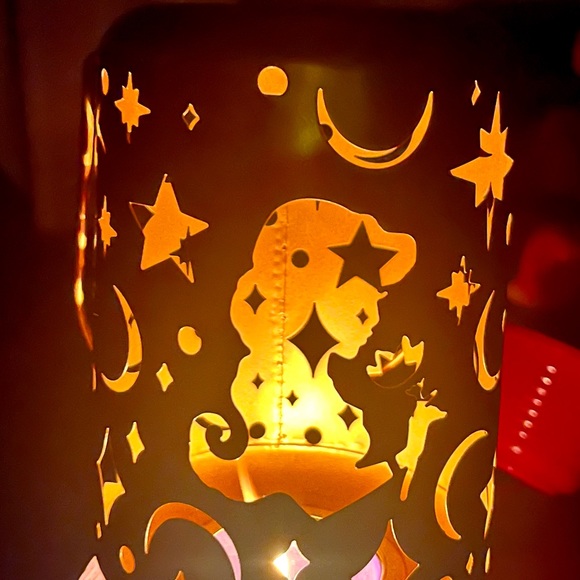 Aladdin/ Jazmin Metal Lantern for Tea Lights - Picture 3 of 4